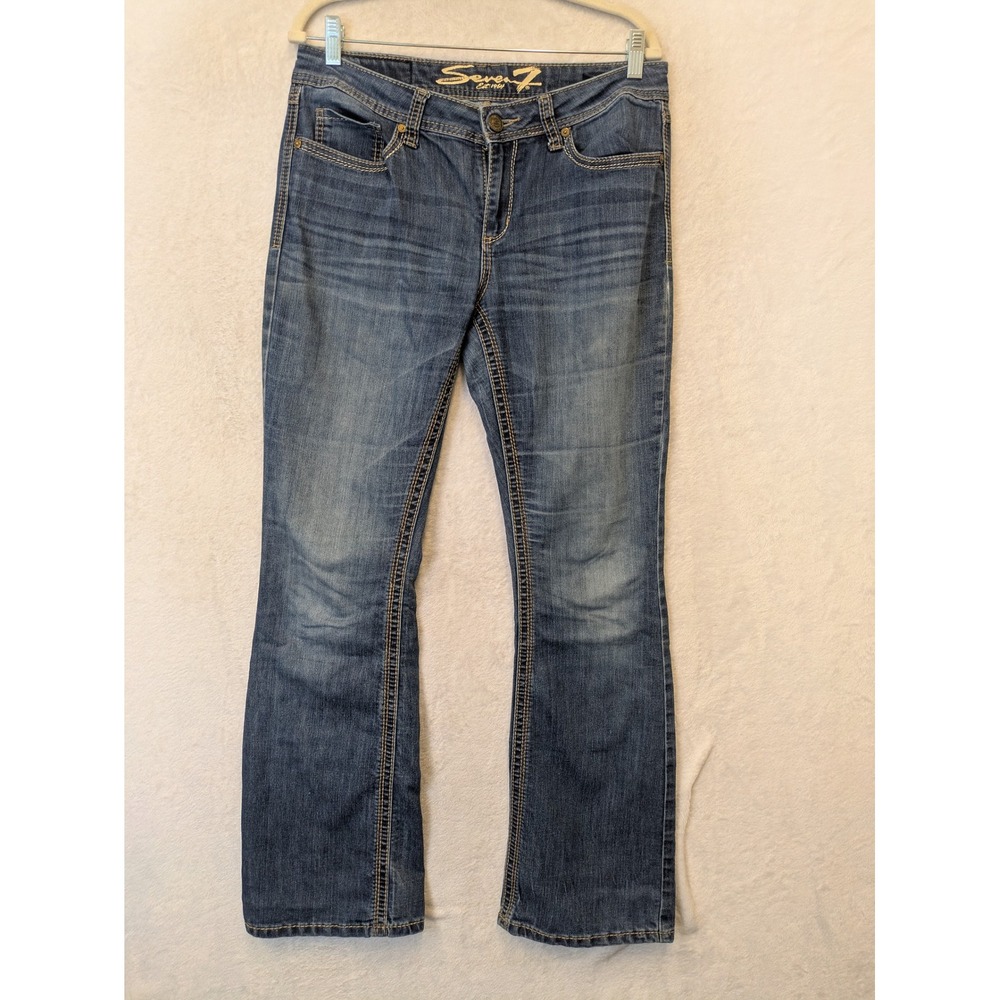 Seven7 Jeans Women's 10 Blue Bootcut Embroidered Flap Pocket‎ Mid Rise